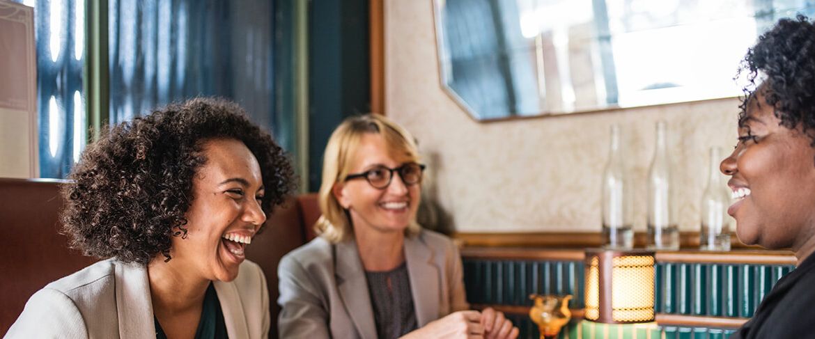 women having lunch